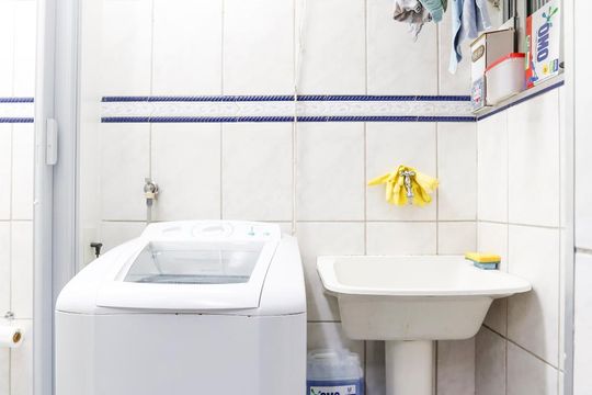 Área de Serviço de apartamento à venda com 2 quartos, 90m² em Higienópolis, São Paulo