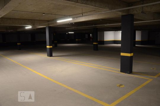 Garagem de kitnet/studio à venda com 1 quarto, 38m² em Marechal Rondon, Canoas