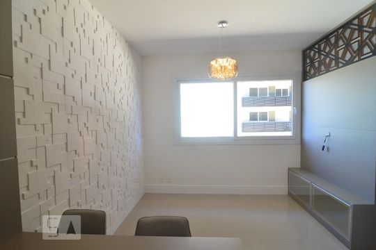 Sala e cozinha de kitnet/studio à venda com 1 quarto, 38m² em Marechal Rondon, Canoas