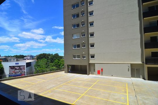 Vista sala de kitnet/studio à venda com 1 quarto, 38m² em Marechal Rondon, Canoas