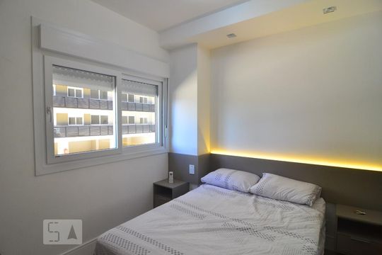 Dormitório de kitnet/studio à venda com 1 quarto, 38m² em Marechal Rondon, Canoas
