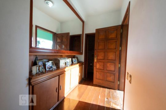 Hall de casa para alugar com 4 quartos, 400m² em Canudos, Novo Hamburgo