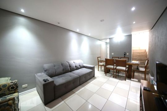 Sala de casa à venda com 3 quartos, 200m² em Jardim Promissão, São Paulo