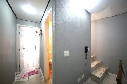 Acesso Cozinha de casa à venda com 3 quartos, 200m² em Jardim Promissão, São Paulo
