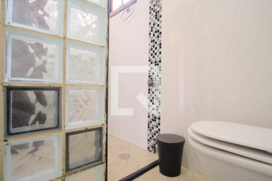 Banheiro da Suíte 3 de casa à venda com 8 quartos, 300m² em Tatuapé, São Paulo
