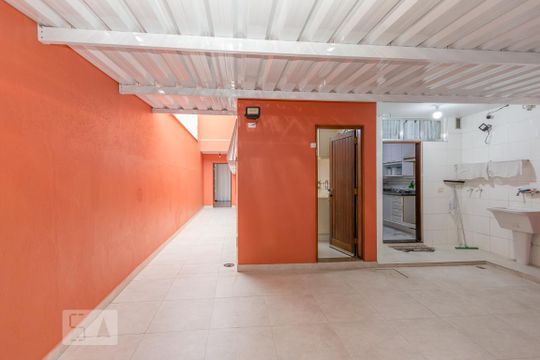 Garagem de casa à venda com 3 quartos, 155m² em Chácara Santo Antônio (zona Sul), São Paulo