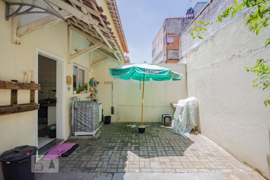 Quintal de casa de condomínio à venda com 3 quartos, 112m² em Vila Paulistana, São Paulo