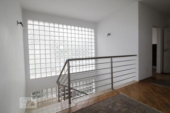 Escadas de casa à venda com 4 quartos, 875m² em Brooklin Paulista, São Paulo