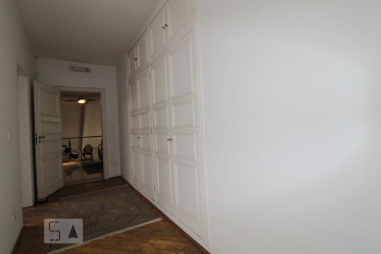 Corredor de casa à venda com 4 quartos, 875m² em Brooklin Paulista, São Paulo