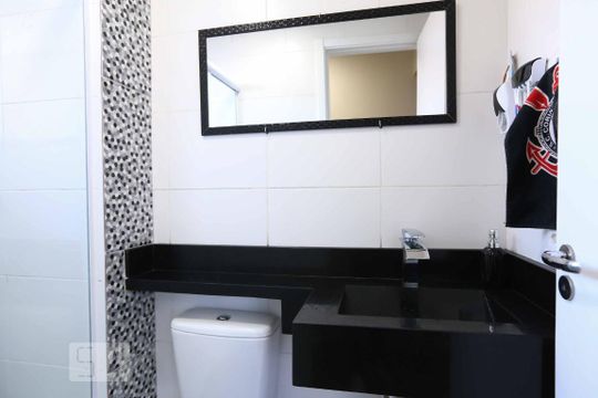 Banheiro de apartamento à venda com 2 quartos, 41m² em Itaquera, São Paulo