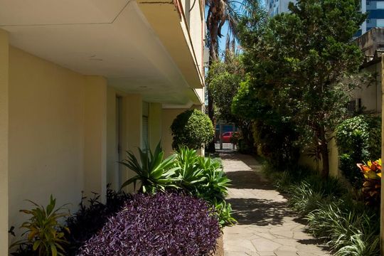 Área Externa de apartamento para alugar com 1 quarto, 52m² em Rio Branco, Porto Alegre