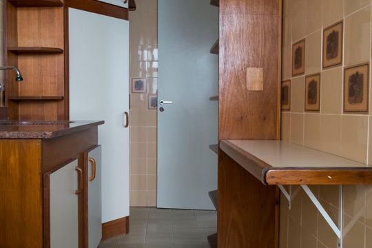 Cozinha de apartamento para alugar com 1 quarto, 52m² em Rio Branco, Porto Alegre