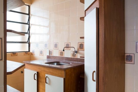 Cozinha de apartamento para alugar com 1 quarto, 52m² em Rio Branco, Porto Alegre