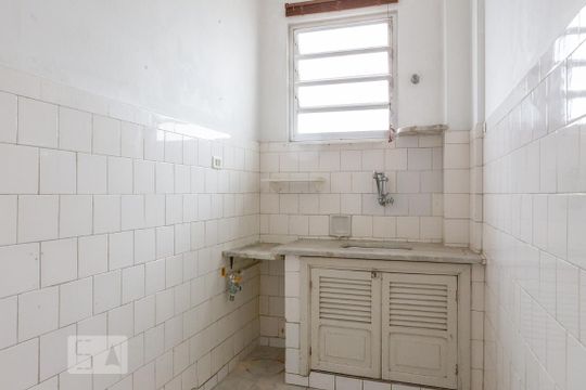 Cozinha de kitnet/studio à venda com 1 quarto, 37m² em Santa Cecilia, São Paulo