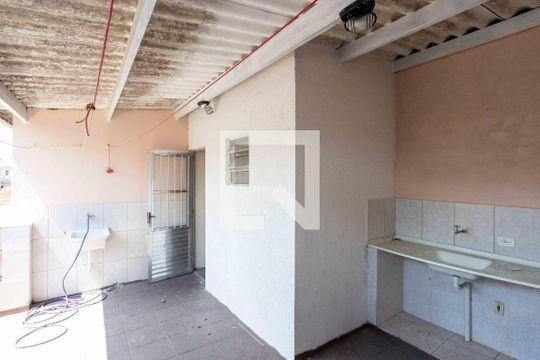 Área de Serviço de casa para alugar com 2 quartos, 94m² em Piraporinha, Diadema