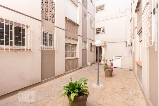 Área comum de apartamento para alugar com 2 quartos, 50m² em Passo D’areia, Porto Alegre