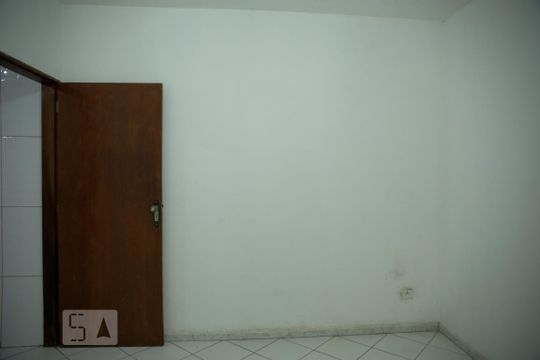 Quarto de kitnet/studio para alugar com 1 quarto, 27m² em Vila Nova York, São Paulo