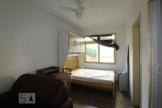 Kitnet/Studio para alugar com 1 quarto, 35m² em Farroupilha, Porto Alegre