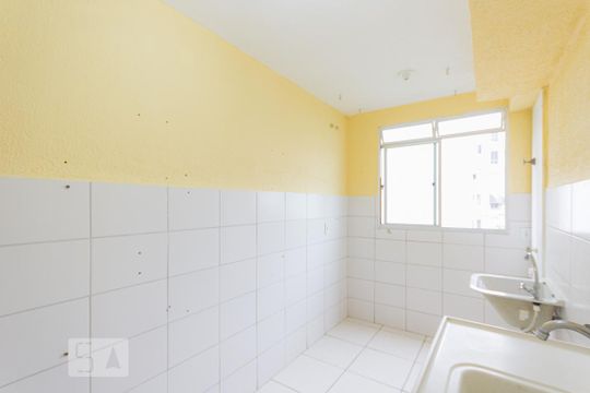 Cozinha e Área de Serviço de apartamento para alugar com 2 quartos, 44m² em Anil, Rio de Janeiro