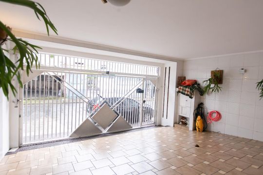 Garagem de casa à venda com 3 quartos, 250m² em Jardim São Carlos (zona Leste), São Paulo