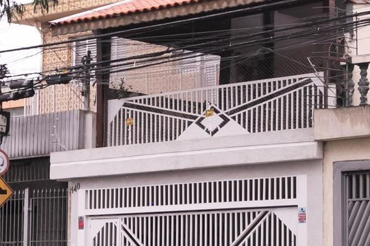 Fachada de casa à venda com 3 quartos, 250m² em Jardim São Carlos (zona Leste), São Paulo