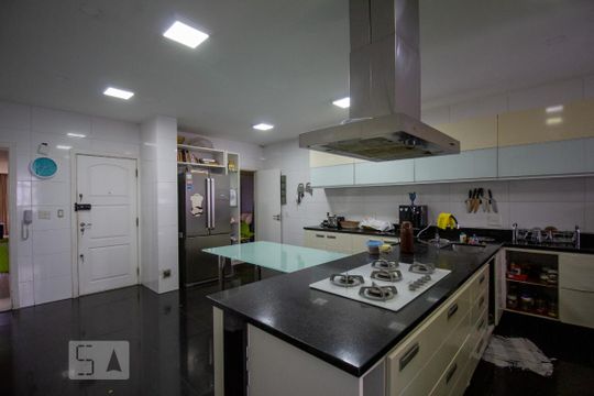 Cozinha de apartamento à venda com 5 quartos, 440m² em Recreio dos Bandeirantes, Rio de Janeiro