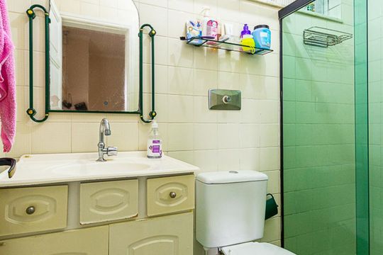 Banheiro Social de casa de condomínio à venda com 6 quartos, 140m² em Centro, Niterói