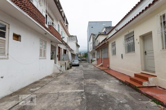 Vila de casa de condomínio para alugar com 2 quartos, 55m² em São Cristóvão, Rio de Janeiro