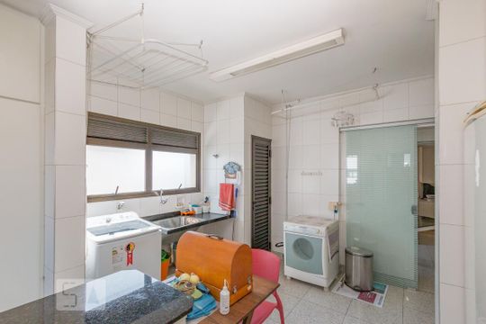 Área de Serviço de apartamento à venda com 3 quartos, 276m² em Campo Belo, São Paulo
