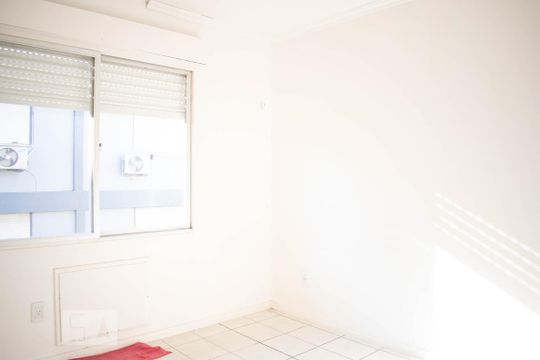 Quarto de apartamento à venda com 1 quarto, 40m² em Cristal, Porto Alegre