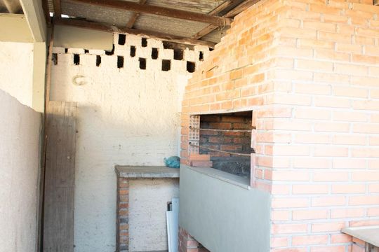 Churrasqueira de apartamento à venda com 1 quarto, 40m² em Cristal, Porto Alegre