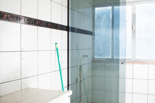 Cozinha de apartamento à venda com 1 quarto, 40m² em Cristal, Porto Alegre