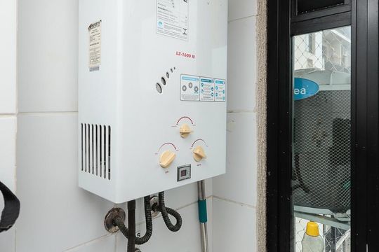 Área de serviço de apartamento para alugar com 2 quartos, 50m² em Maria da Graça, Rio de Janeiro