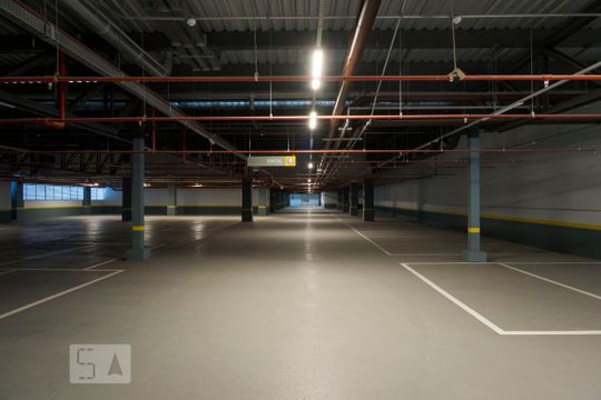 Garagem de apartamento para alugar com 1 quarto, 36m² em Glória, Porto Alegre