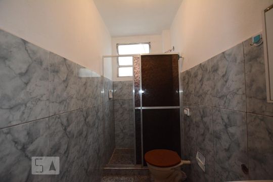 Banheiro Social de apartamento à venda com 2 quartos, 78m² em Olaria, Rio de Janeiro