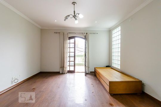 Sala de casa à venda com 2 quartos, 100m² em Jardim Vergueiro, São Paulo