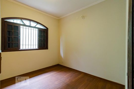 Quarto 1 de casa à venda com 2 quartos, 100m² em Jardim Vergueiro, São Paulo