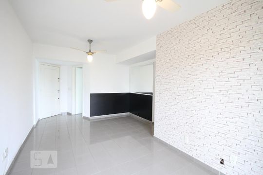 Sala de apartamento para alugar com 3 quartos, 82m² em Vila Mariana, São Paulo