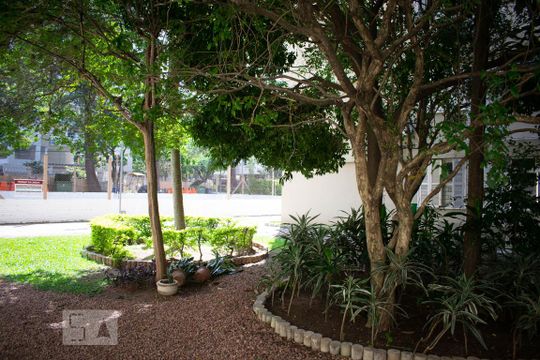 Área Verde de apartamento à venda com 2 quartos, 52m² em Jardim Botânico, Porto Alegre