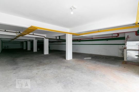 Garagem de casa para alugar com 1 quarto, 38m² em Vila Matilde, São Paulo