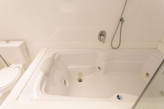 Banheiro da Suíte - Banheira de apartamento à venda com 1 quarto, 180m² em Jardim Anália Franco, São Paulo