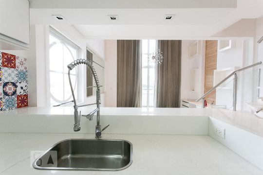 Cozinha de apartamento à venda com 1 quarto, 180m² em Jardim Anália Franco, São Paulo