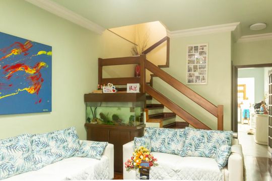 Sala de casa à venda com 4 quartos, 200m² em Vila Sao Paulo, São Paulo