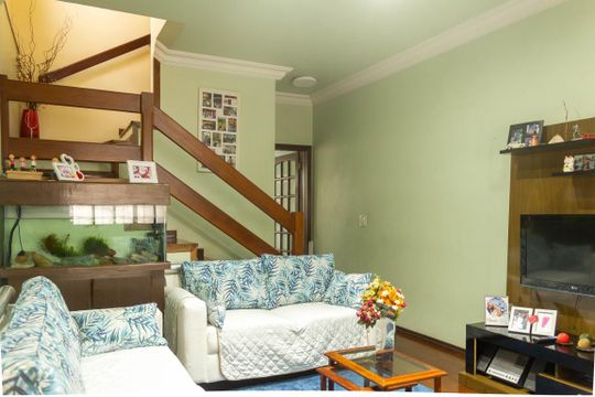 Casa à venda com 4 quartos, 200m² em Vila Sao Paulo, São Paulo