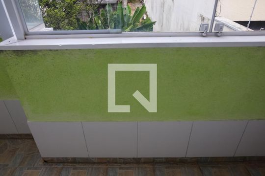Vista da Sala e Quarto de apartamento para alugar com 1 quarto, 40m² em Parque das Nações, Santo André