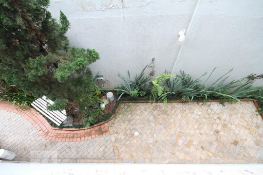 Vista de casa de condomínio à venda com 3 quartos, 237m² em Ipiranga, São Paulo