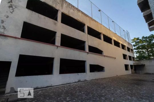 Garagem de apartamento para alugar com 1 quarto, 60m² em Todos Os Santos, Rio de Janeiro