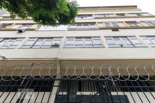 Fachada de apartamento para alugar com 2 quartos, 60m² em Vila Isabel, Rio de Janeiro