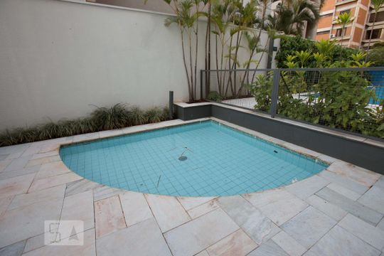 Área comum - piscina infantil de apartamento para alugar com 3 quartos, 120m² em Centro, Ribeirão Preto