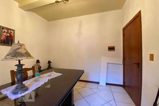 Sala de Jantar de casa à venda com 4 quartos, 200m² em Rondônia, Novo Hamburgo